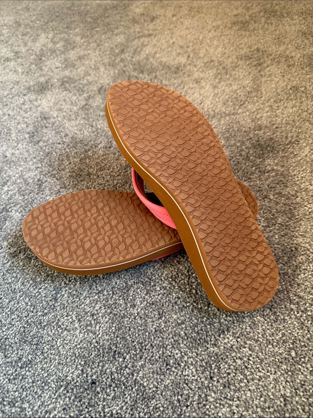 Reef Women's Pink Cushioned Flip Sandals - Picture 4 of 4